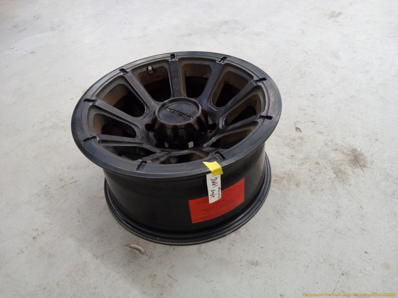 Hummer H3 Aftermarket Single Alloy Wheel 9 Spoke