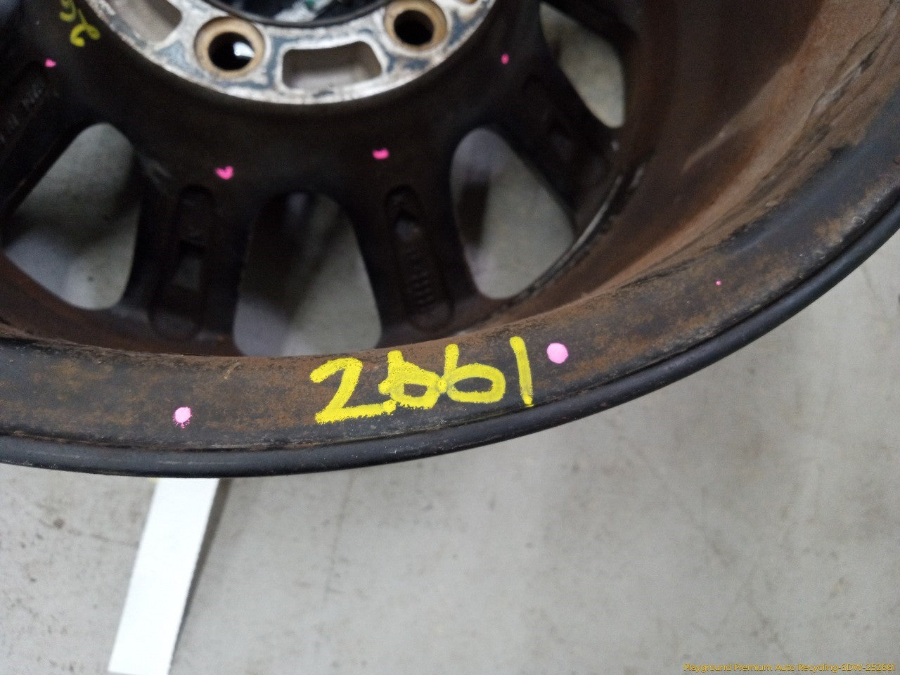 Hummer H3 Aftermarket Single Alloy Wheel 9 Spoke
