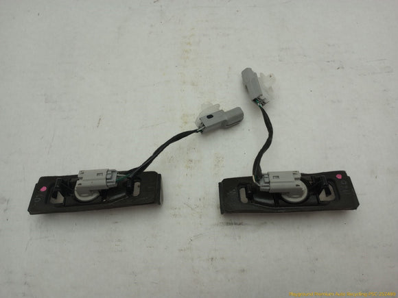 Lexus IS300 Pair Of Rear License Plate Lamps