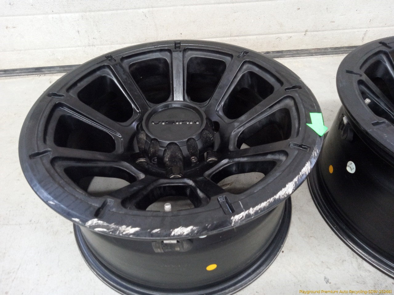 Hummer H3 Pair Of Aftermarket Alloy Wheels 9 Spoke