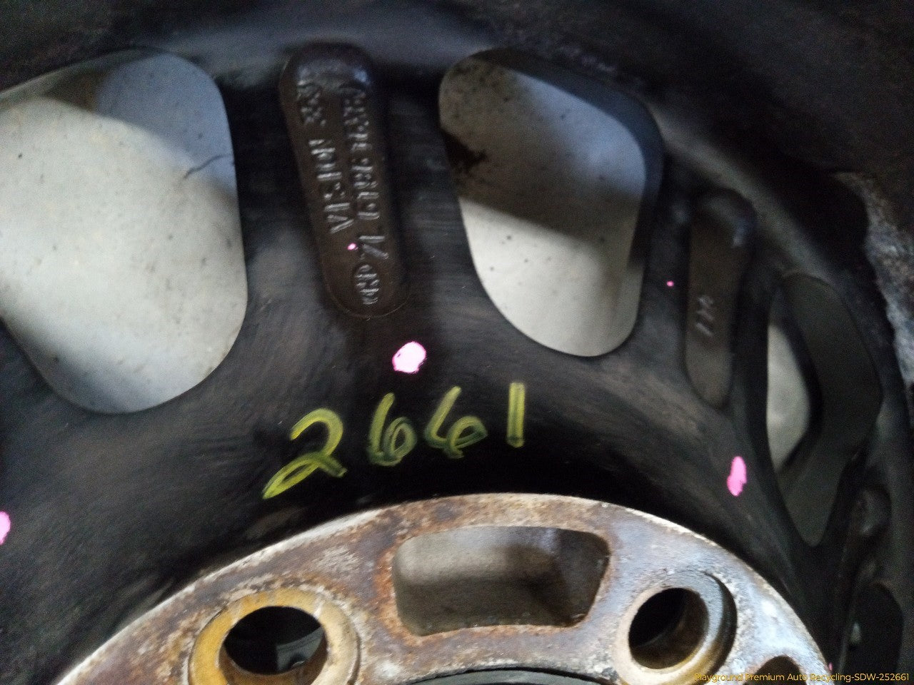 Hummer H3 Pair Of Aftermarket Alloy Wheels 9 Spoke