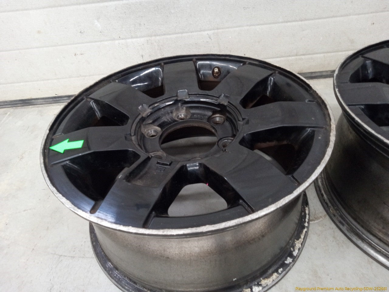 Hummer H3 Pair Of Alloy Wheels 7 Single Spoke