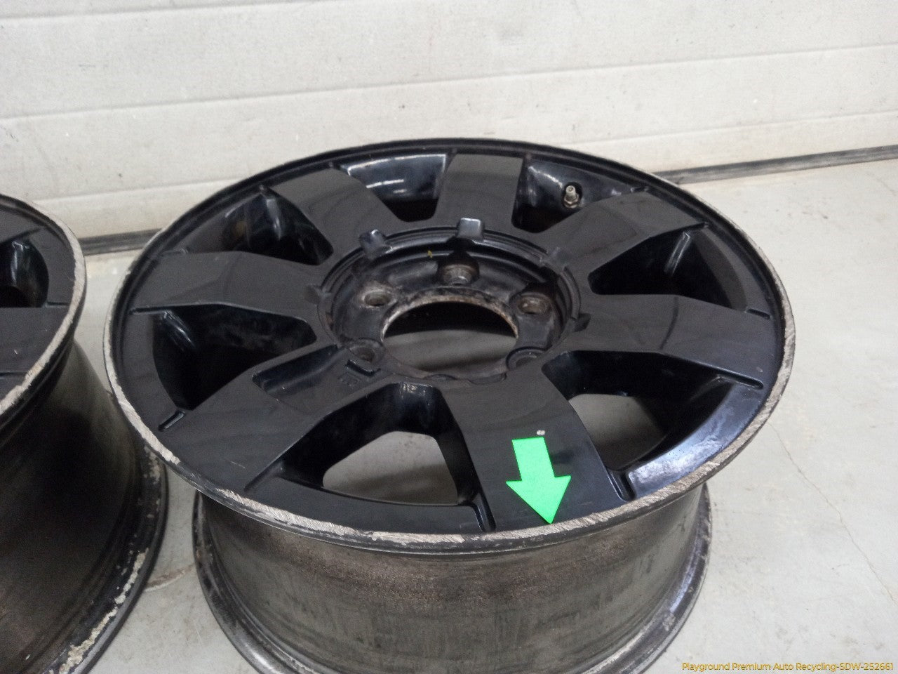 Hummer H3 Pair Of Alloy Wheels 7 Single Spoke