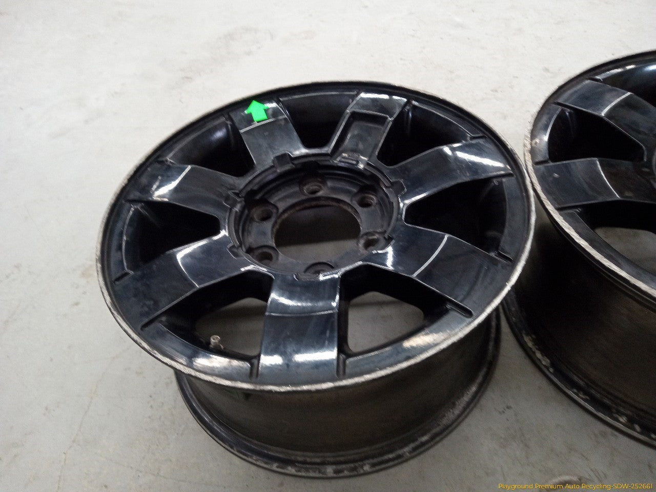 Hummer H3 Pair Of Alloy Wheels 7 Single Spoke