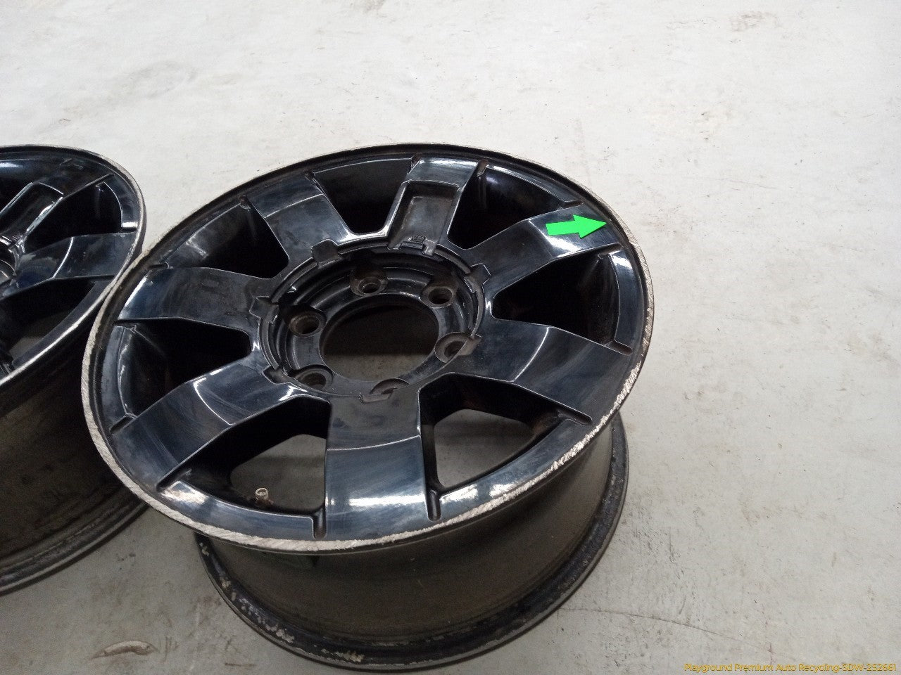 Hummer H3 Pair Of Alloy Wheels 7 Single Spoke