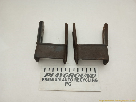 Hummer H3 Pair Of Rear Leaf Spring Shackle Brackets