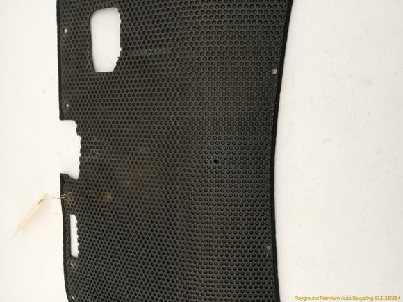 Lexus IS300 Trunk Lid Trim