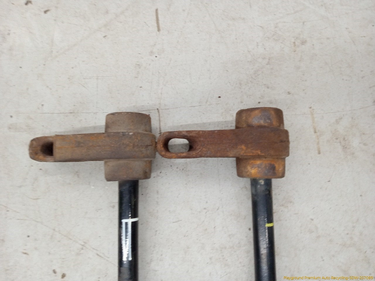 Hummer H3 Pair Of Torsion Bars