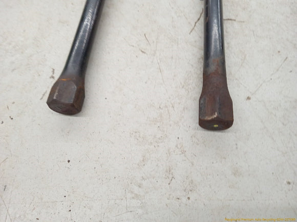 Hummer H3 Pair Of Torsion Bars