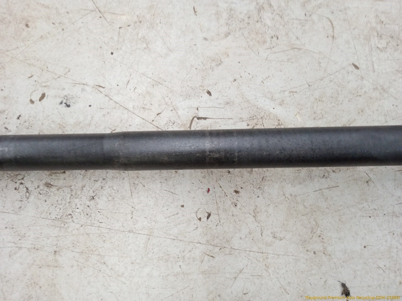 Hummer H3 Passenger Right Rear Axle Shaft