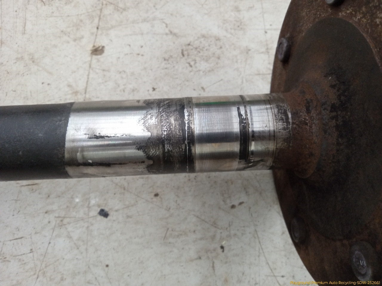 Hummer H3 Passenger Right Rear Axle Shaft