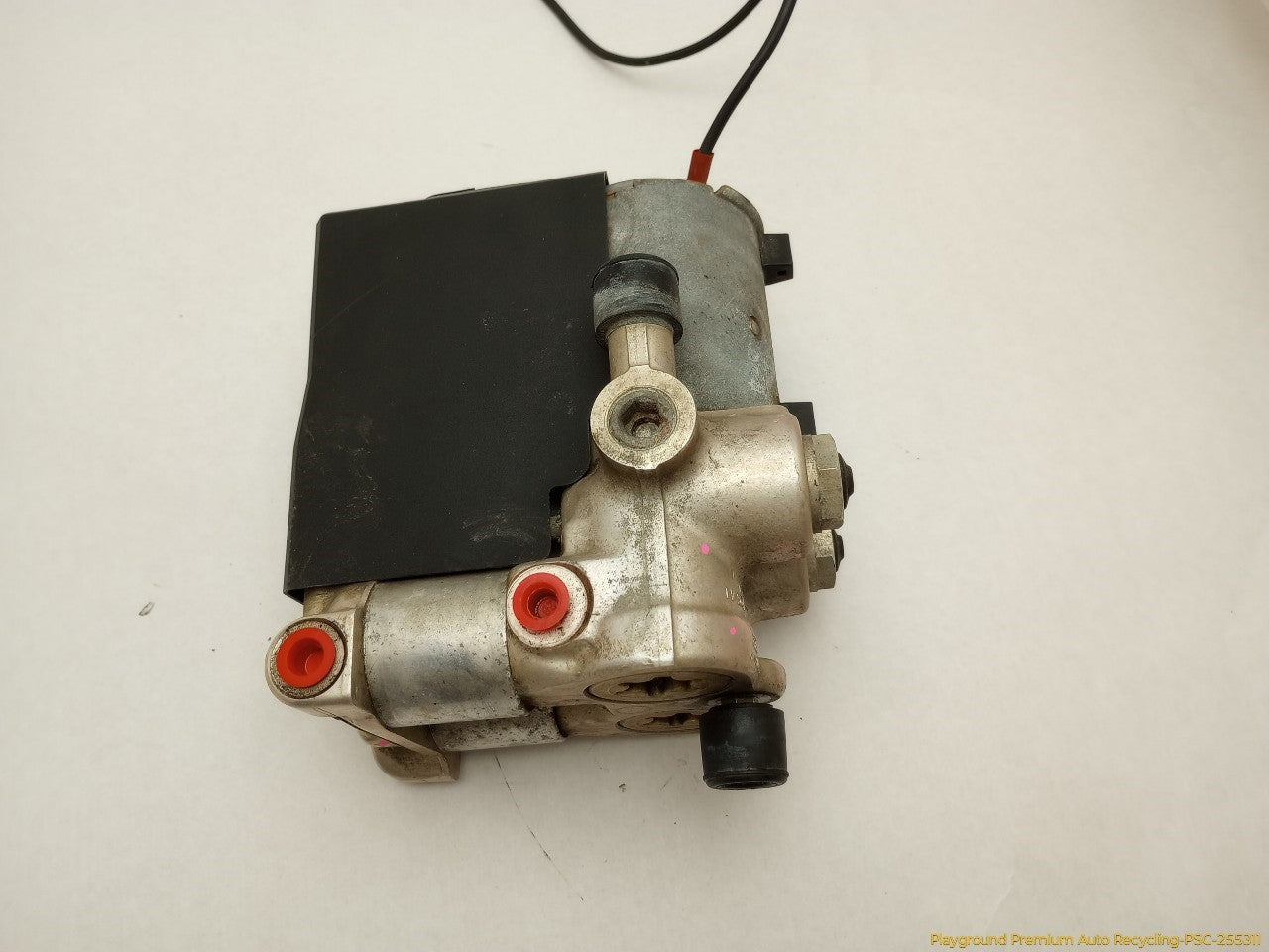 Volvo 240 ABS Pump