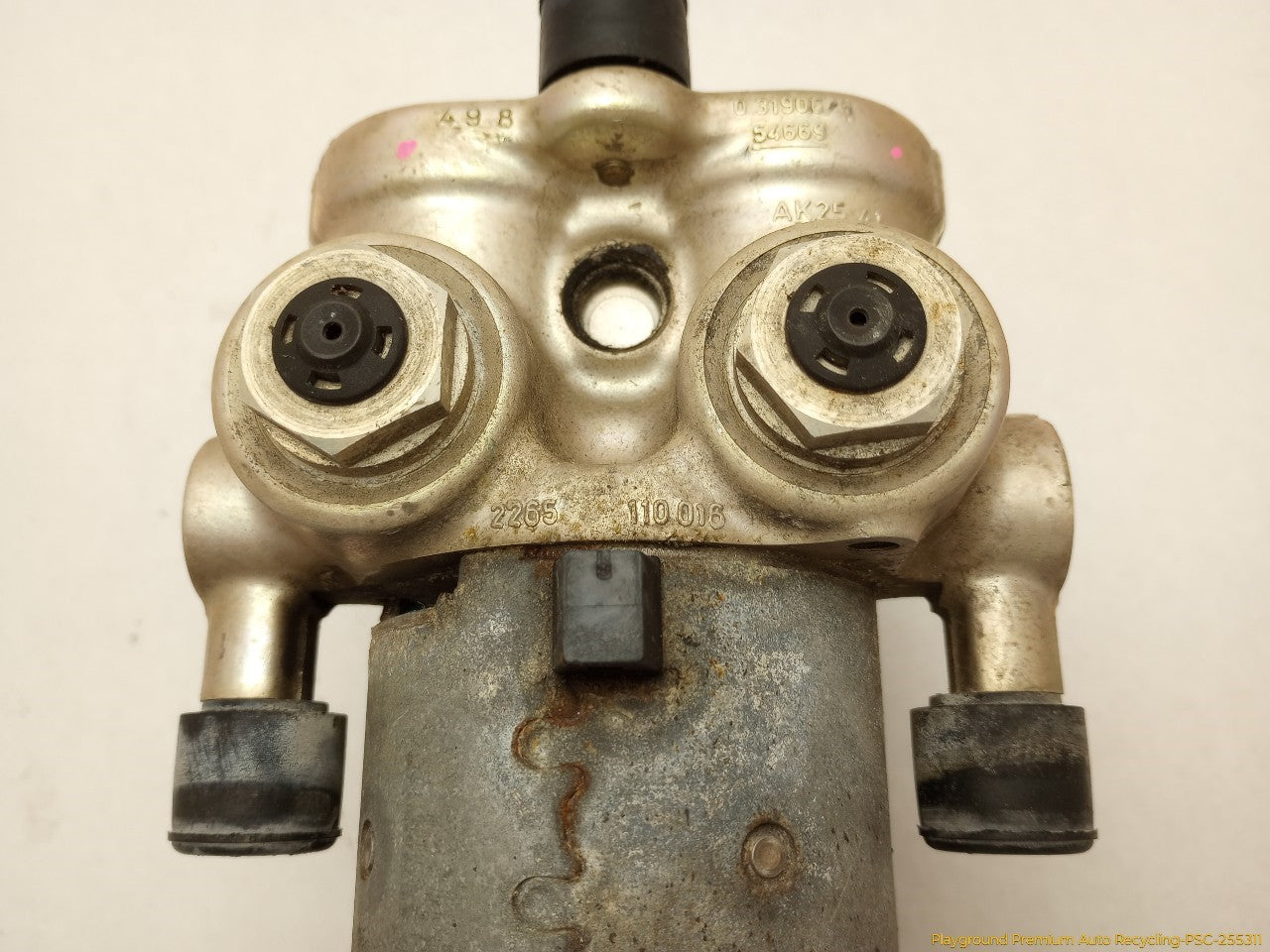 Volvo 240 ABS Pump