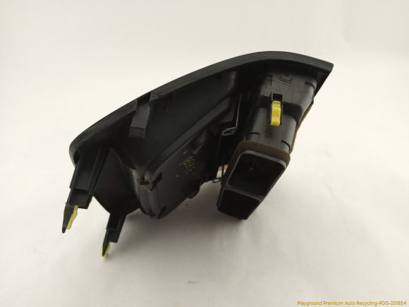 Lexus IS300 Center Dash Air Vent Trim