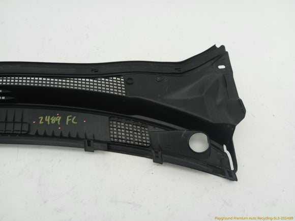 Lexus IS300 Cowl Vent Panel