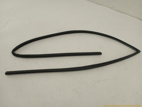 Lexus IS300 Pair Of Front Door Window Moldings - 0