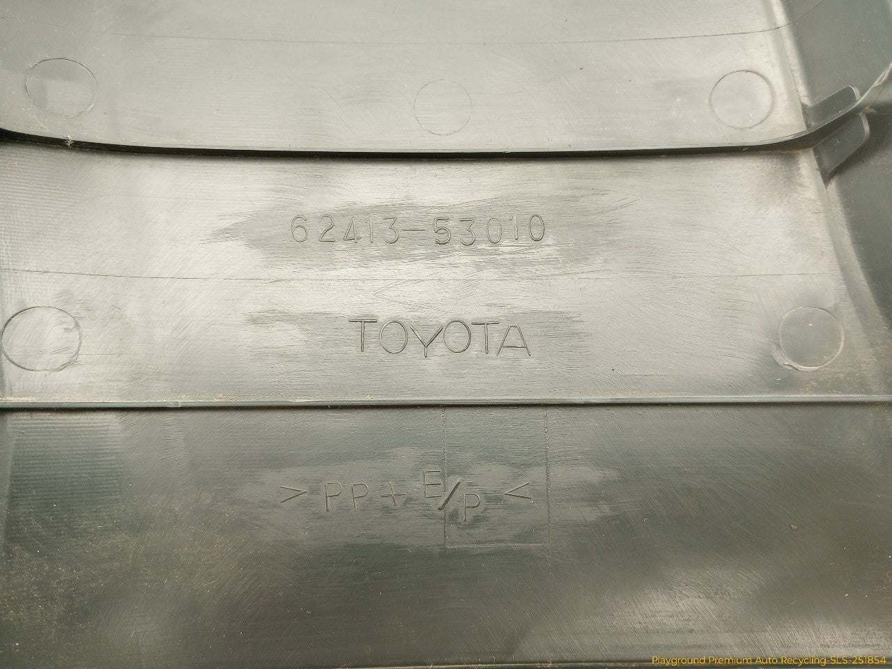 Lexus IS300 Pair Of Lower B Pillar Trim