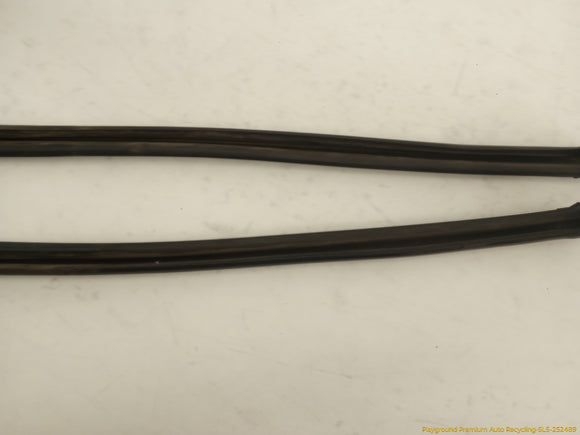 Lexus IS300 Pair Of Rear Window Molding Trim