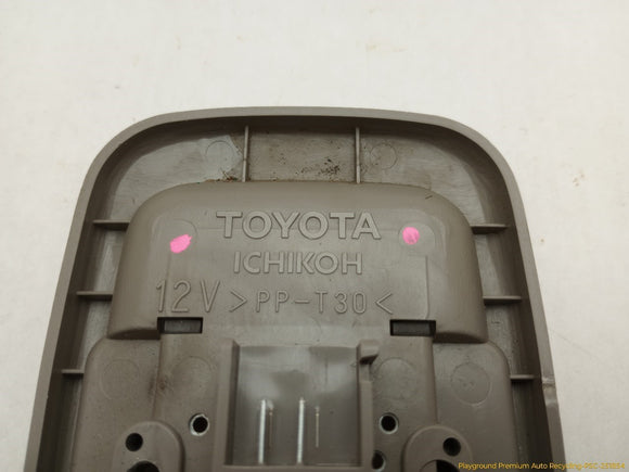 Lexus IS300 Rear Dome Light