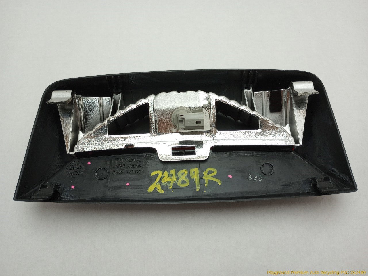 Lexus IS300 Third Brake Light - 0