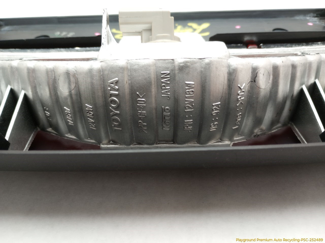 Lexus IS300 Third Brake Light