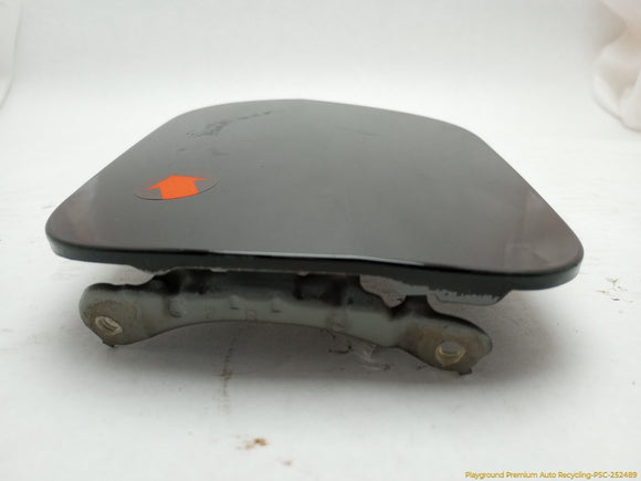 Lexus IS300 Fuel Filler Door