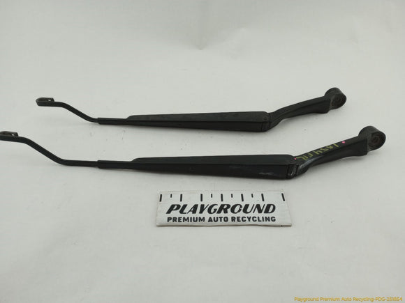 Lexus IS300 Pair Of Windshield Wiper Arms