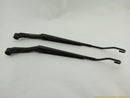Lexus IS300 Pair Of Windshield Wiper Arms-10