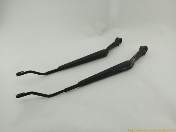 Lexus IS300 Pair Of Windshield Wiper Arms