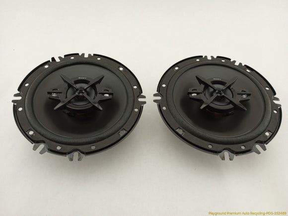 Lexus IS300 Pair Of Aftermarket Audio Speakers