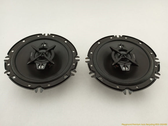 Lexus IS300 Pair Of Aftermarket Audio Speakers