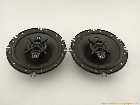 Lexus IS300 Pair Of Aftermarket Audio Speakers