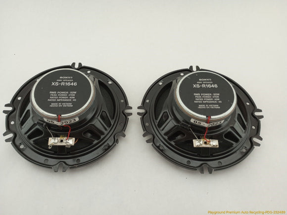 Lexus IS300 Pair Of Aftermarket Audio Speakers