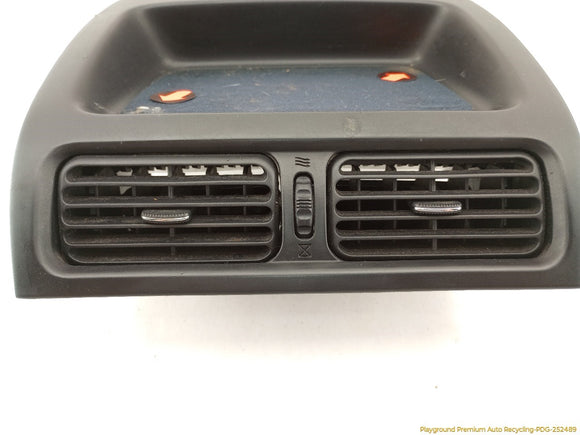 Lexus IS300 Center Dash Air Vent Trim