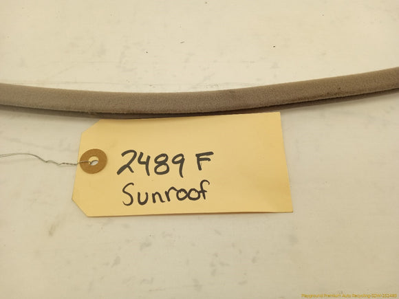 Lexus IS300 Sunroof Molding