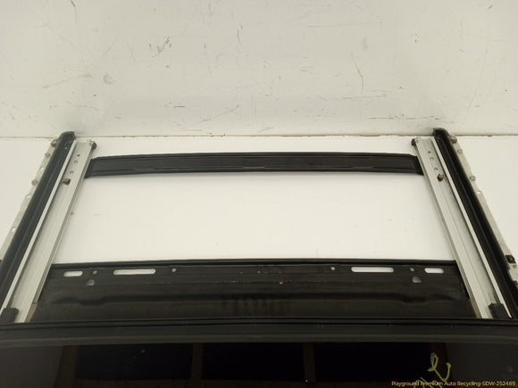 Lexus IS300 Sunroof Assembly