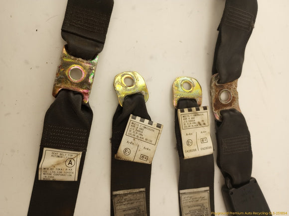 Lexus IS300 Set Of 3 Rear Seat Belt Retractors & Buckles