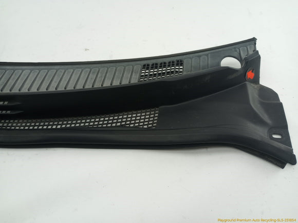 Lexus IS300 Cowl Vent Panel