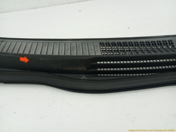 Lexus IS300 Cowl Vent Panel