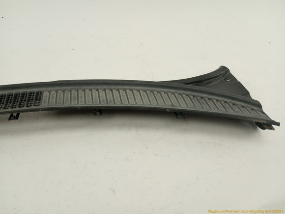 Lexus IS300 Cowl Vent Panel