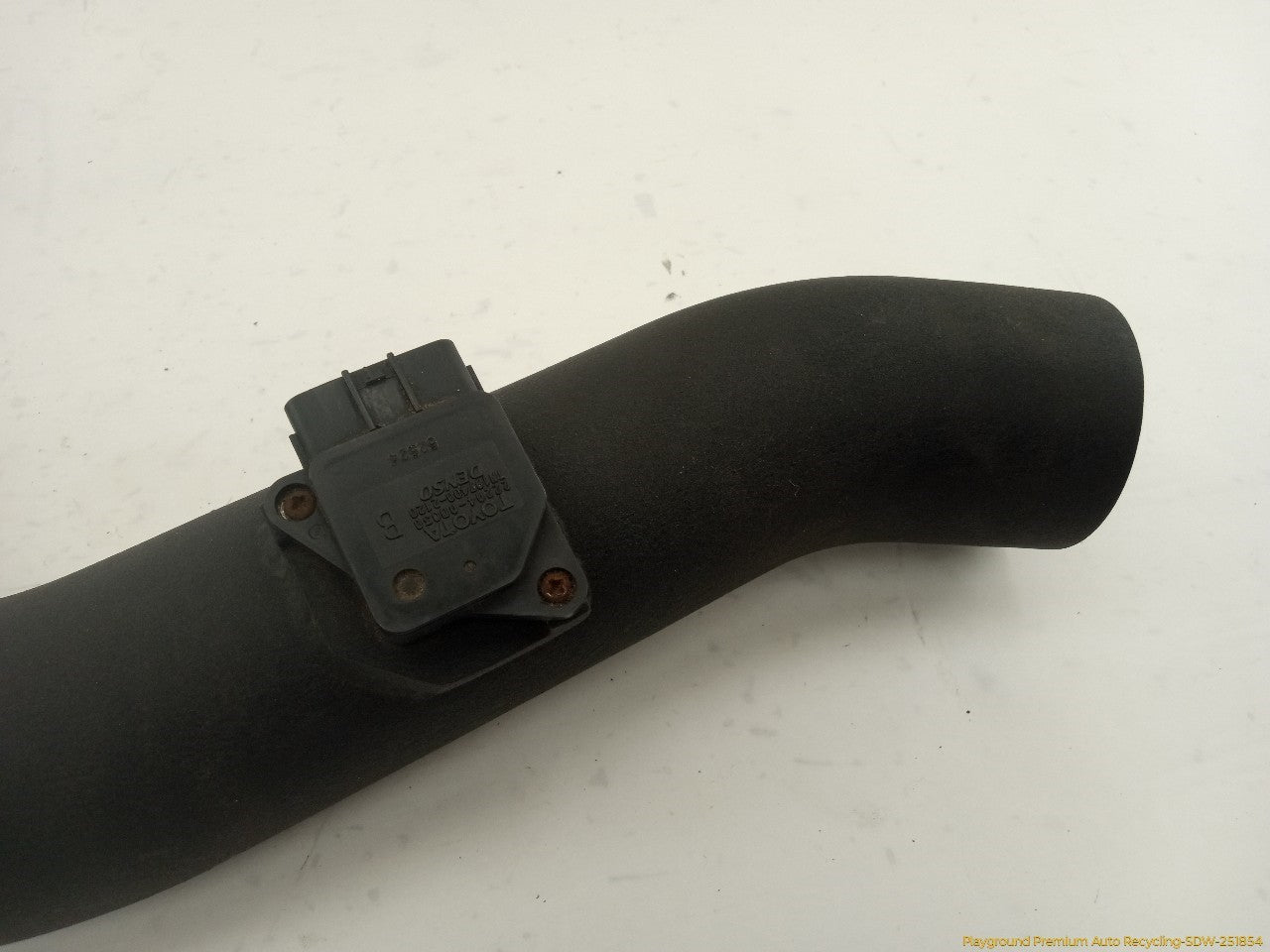 Lexus IS300 Aftermarket Air Intake Hose
