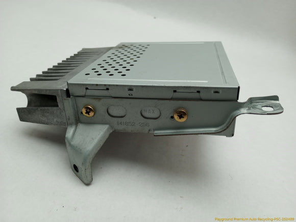 Lexus IS300 Radio Stereo Amplifier