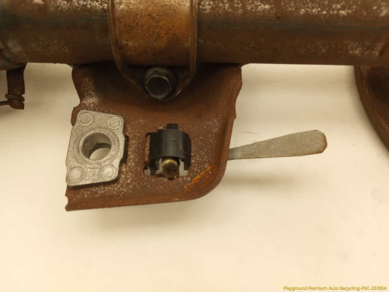 Lexus IS300 Steering Column