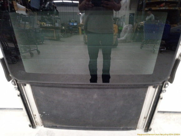 Lexus IS300 Sunroof Assembly