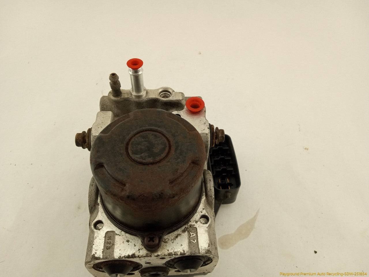 Lexus IS300 ABS Pump