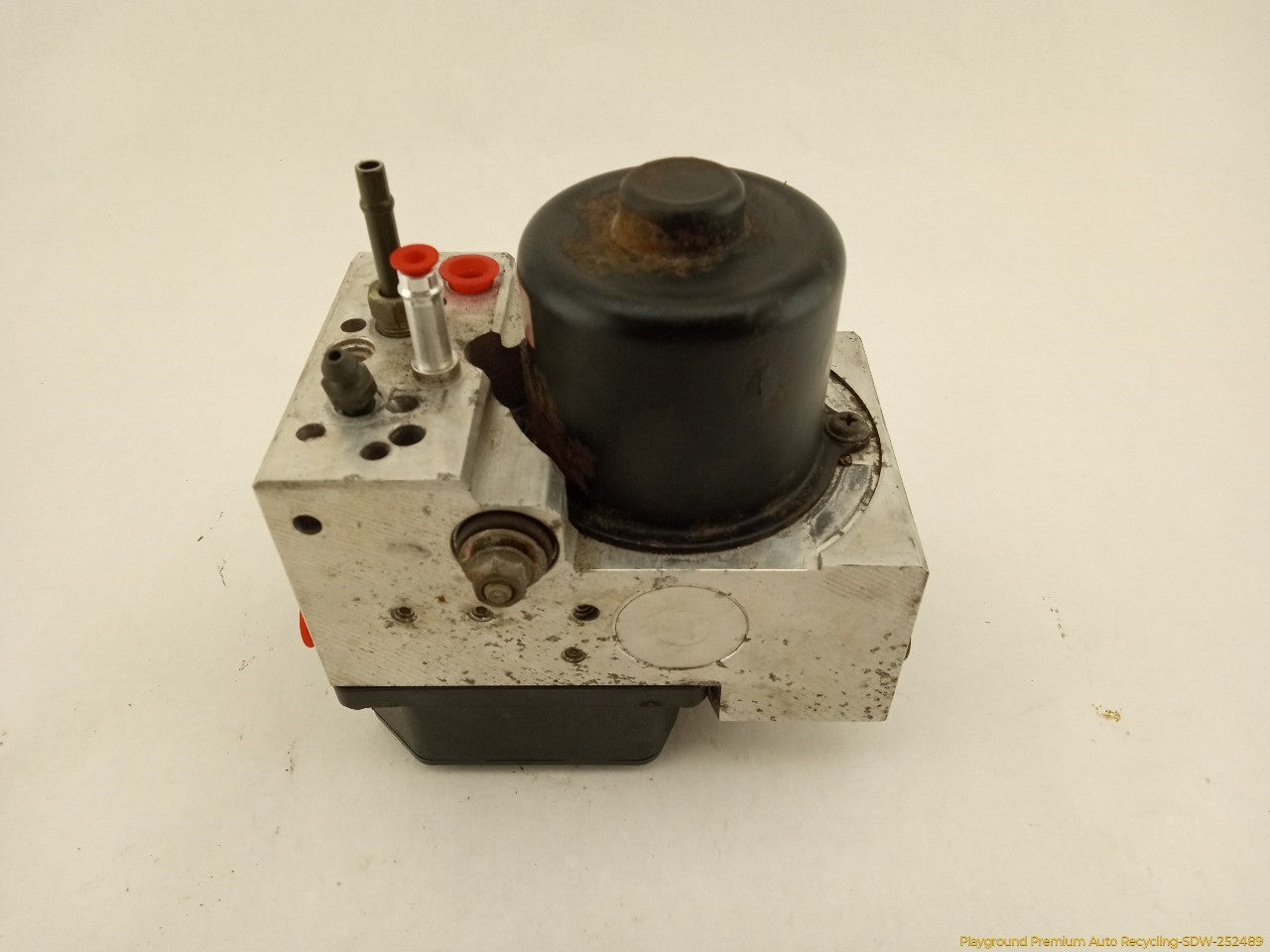 Lexus IS300 ABS Pump