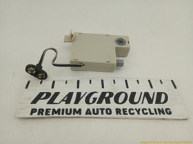 Land Rover LR2 Aerial Antenna Amplifier