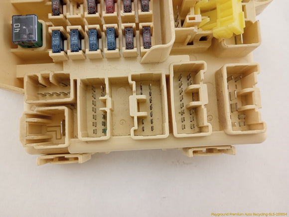 Lexus IS300 Passenger Right Cabin Fuse Box