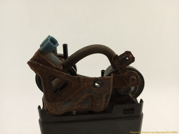 Lexus IS300 Fuel Vapor Charcoal Canister