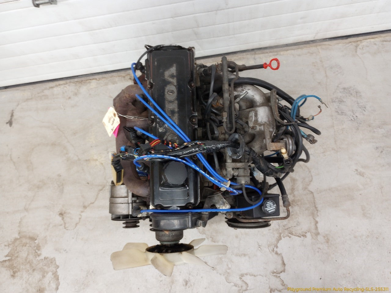 Volvo 240 Engine Assembly